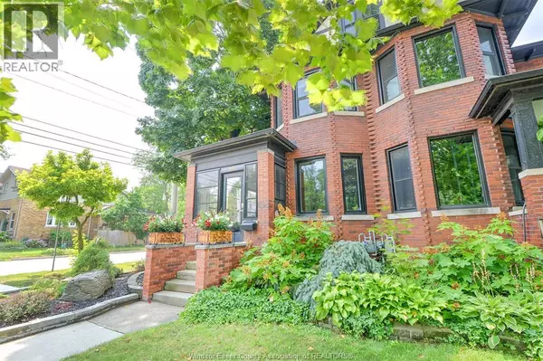 Windsor, ON N8Y2K6,1097 CHILVER ROAD