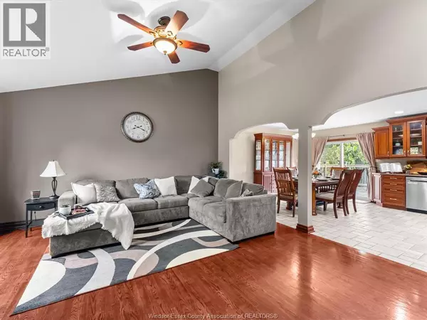 Lasalle, ON N9J3C9,505 GARY AVENUE