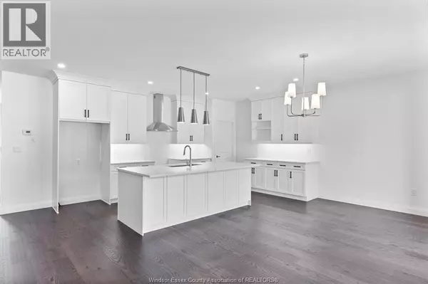 Amherstburg, ON N9V0H1,703 ELLIOT POINT ROAD