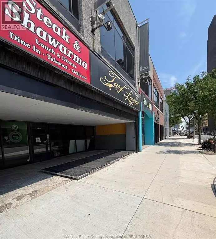 Windsor, ON N9A2W1,20 CHATHAM ST East #3