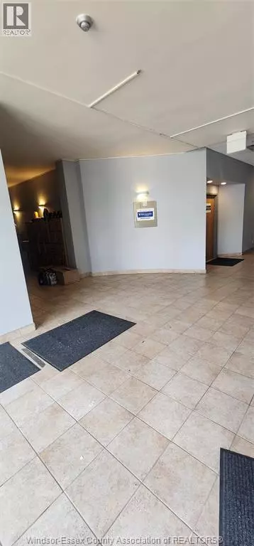 Windsor, ON N8X1G3,395 TECUMSEH RD West #201-A