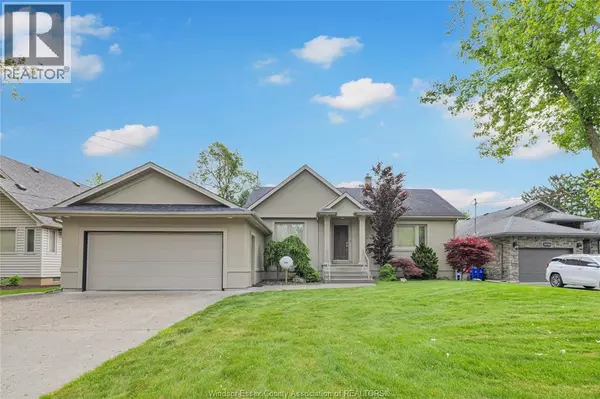3994 ROSELAND West, Windsor, ON N9G1Z8