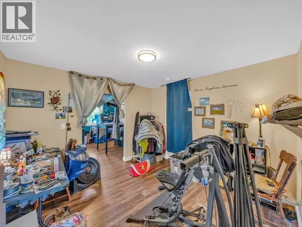 Windsor, ON N9A3L7,358 Tuscarora