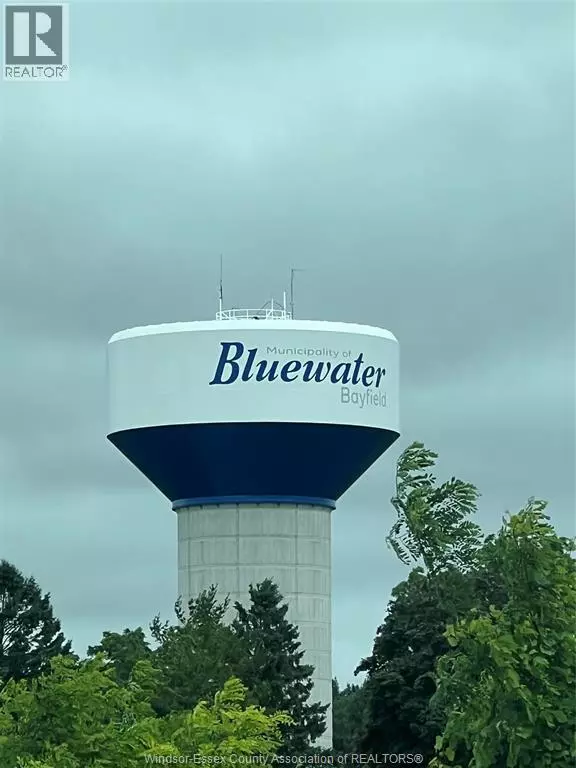 Bayfield, ON N0M1G0,76559 BLUEWATER HIGHWAY