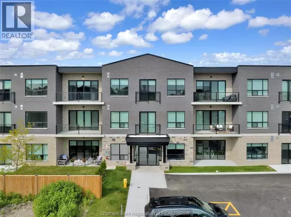 Chatham, ON N7M6K5,175 Churchill Park RD #217