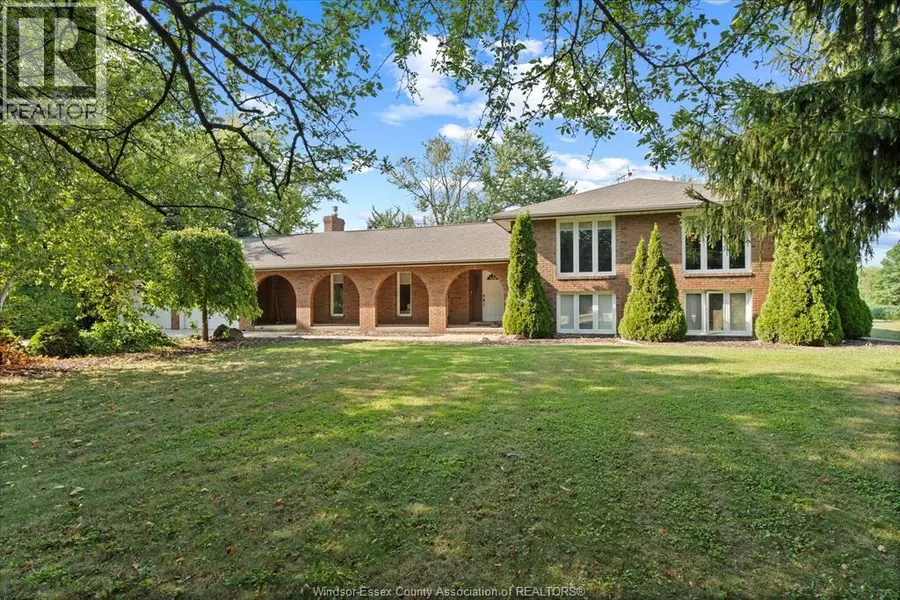 2878 COUNTY RD 20, Essex, ON N0R1G0