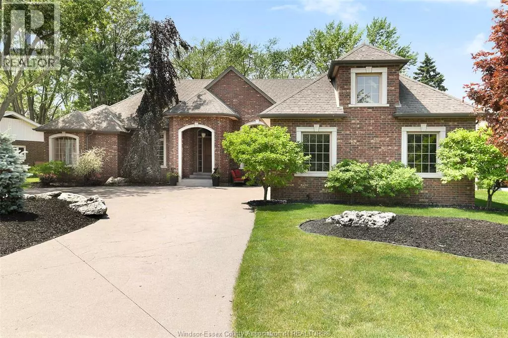 Belle River, ON N0R1A0,360 ANDREW CRESCENT