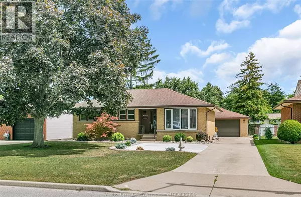 4132 MOUNT ROYAL, Windsor, ON N9G2C2