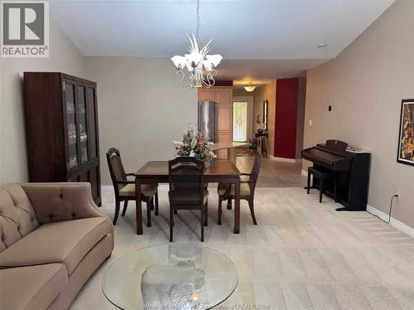 Windsor, ON N8P1M5,11285 FIRGROVE DRIVE