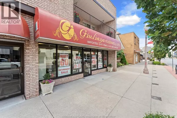 Windsor, ON N9A3Y7,871 ERIE STREET