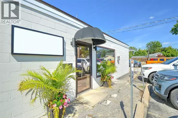 Amherstburg, ON N9V1E9,56 RICHMOND #3