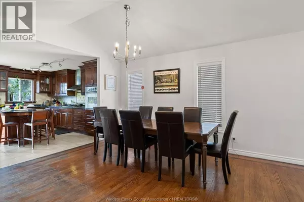 Windsor, ON N9E4Y2,2379 ASKIN