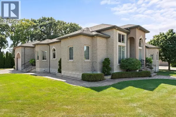 Amherstburg, ON N9V3Z3,125 LINKS DRIVE