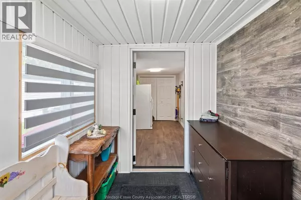 Essex, ON N8M2A3,138 Dana DRIVE