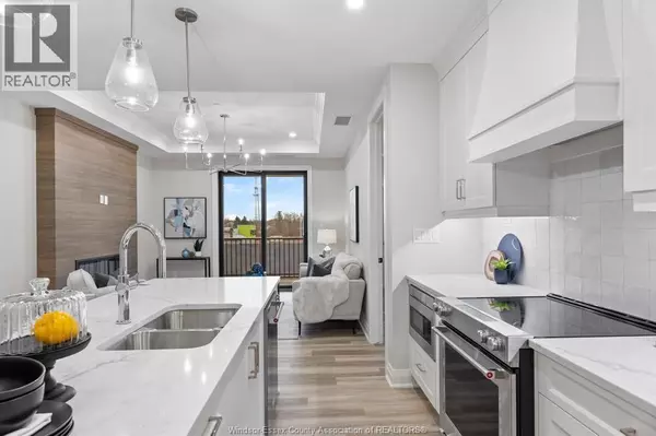 Lasalle, ON N9H0N8,1855 Wyoming #303