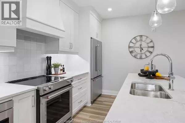 Lasalle, ON N9H0N8,1855 Wyoming #303