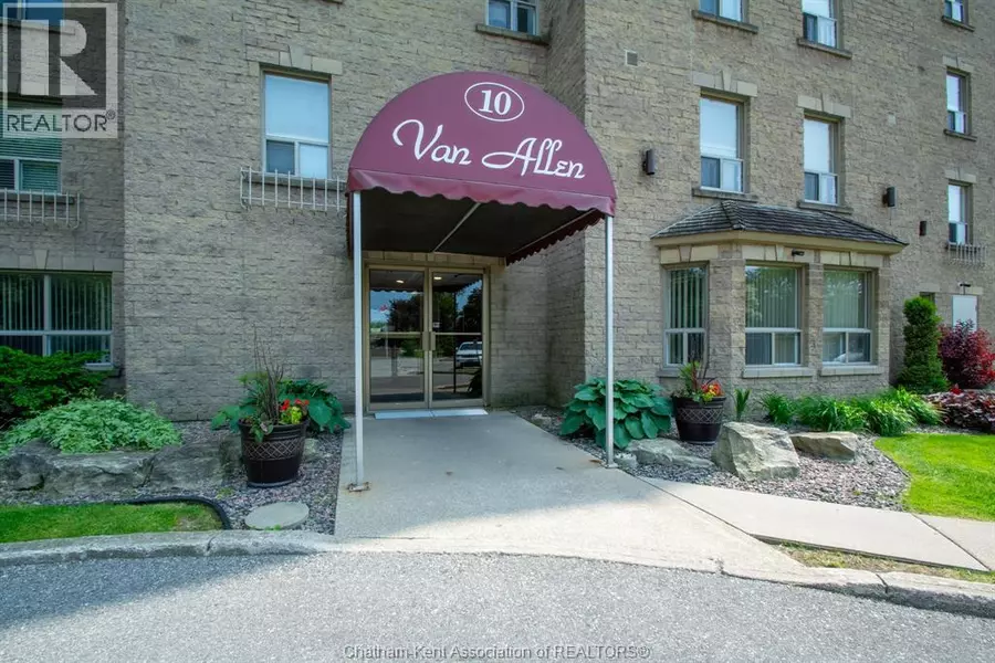 10 Van Allen AVE #804, Chatham, ON N7L5K1