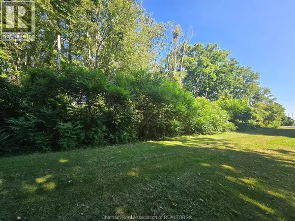 Dealtown, ON N0P1A0,9 Jane AVENUE