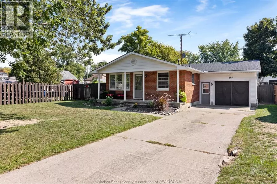 1 PEARL STREET, Tilbury, ON N0P2L0