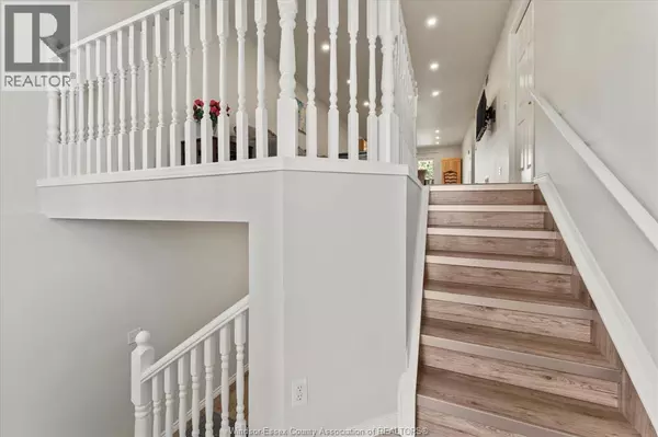 Lasalle, ON N9H2N5,4135 ST. CLAIR