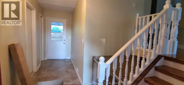 Windsor, ON N8R2H4,3442 Souilliere