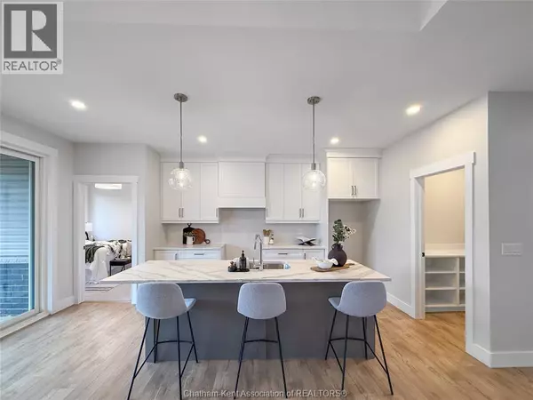 Chatham, ON N7L0G7,60 Duskridge ROAD