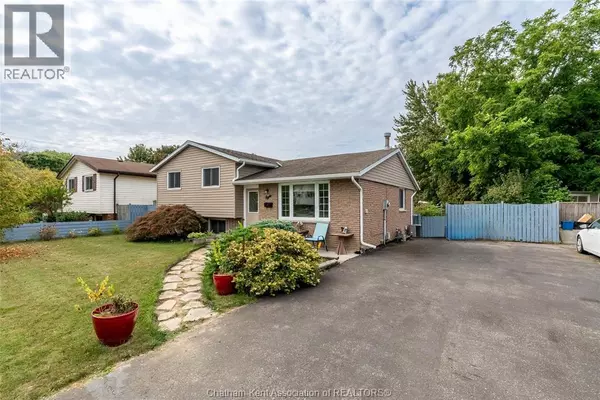Chatham, ON N7M5N2,8 Marion AVENUE