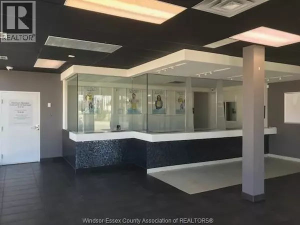 Windsor, ON N8T1E9,7475 TECUMSEH ROAD