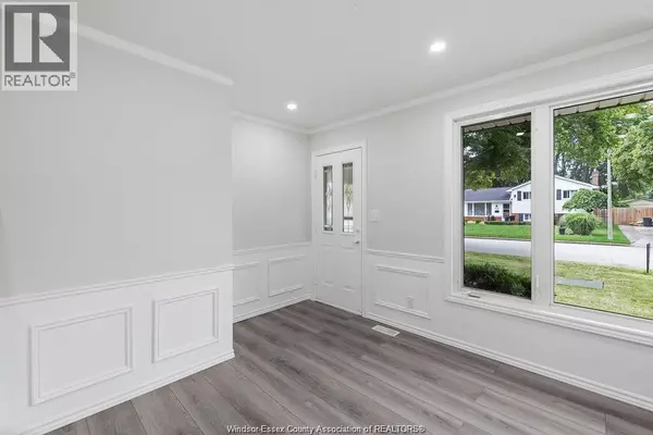 Windsor, ON N8T1N8,5440 LYNDON