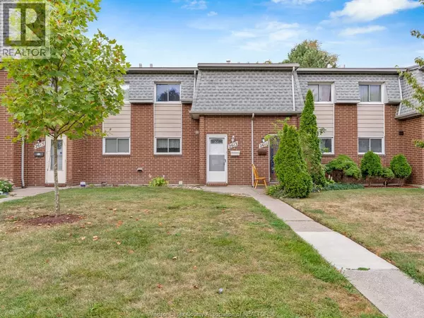 Windsor, ON N8T2X4,2613 VINE CT #43