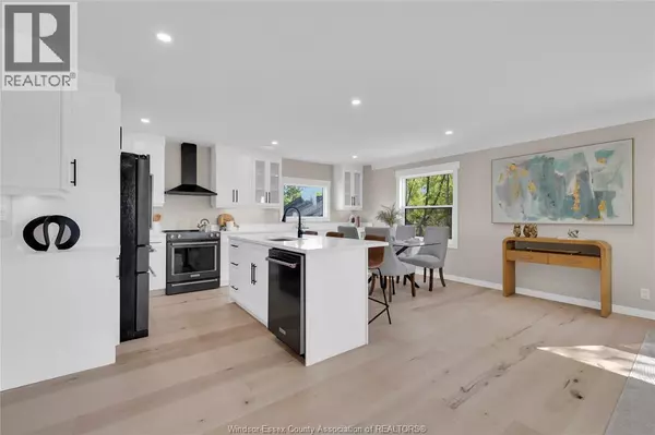 Lakeshore, ON N0R1K0,3902 MANNING ROAD