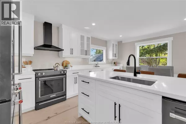 Lakeshore, ON N0R1K0,3902 MANNING ROAD