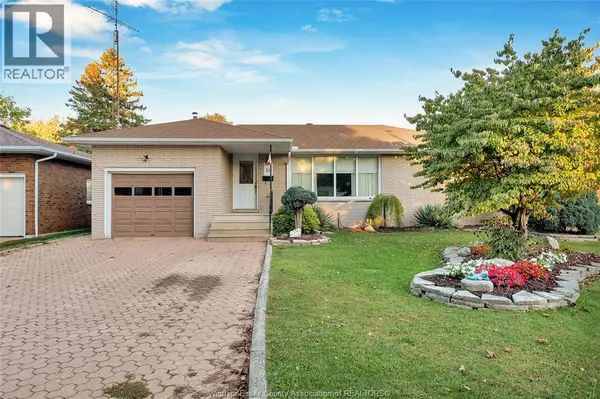 16 LONGFIELD LANE, Leamington, ON N8H2R9