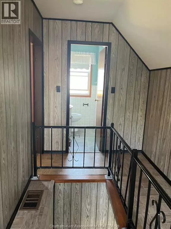 Charing Cross, ON N0P1G0,8459 MIDDLE LINE