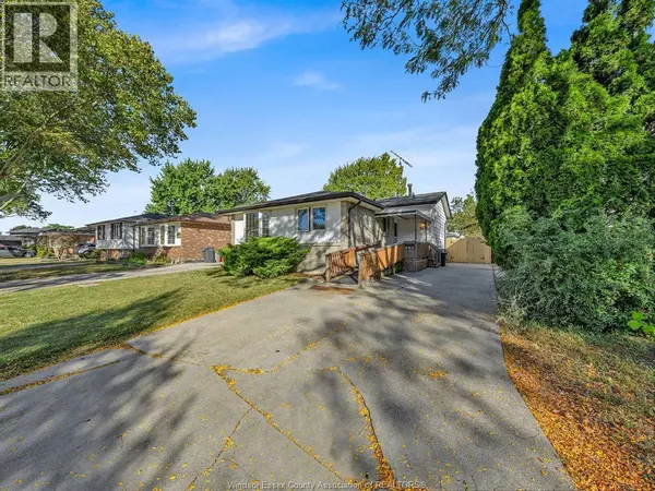 Windsor, ON N8R2A2,9654 AVERY LANE