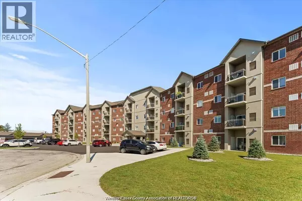 Lasalle, ON N9H0M1,1888 WESTVIEW PARK BLVD #219