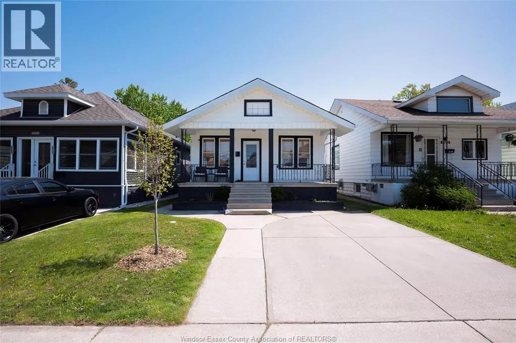 Windsor, ON N9A5H7,1072 ELM AVENUE