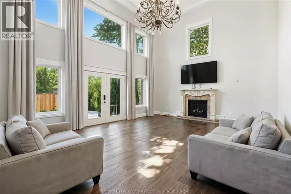 435 COUNTRY CLUB, Windsor, ON N9G3G9