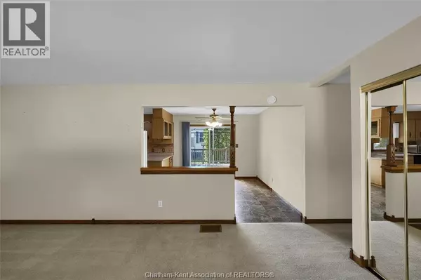 Blenheim, ON N0P1A0,110 Little STREET South