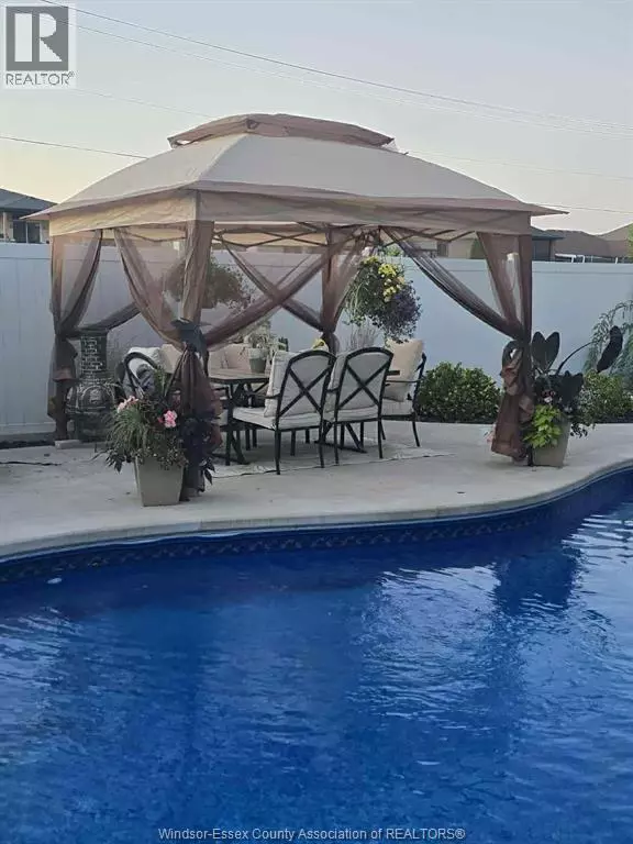 Amherstburg, ON N9V3T3,252 TURNER