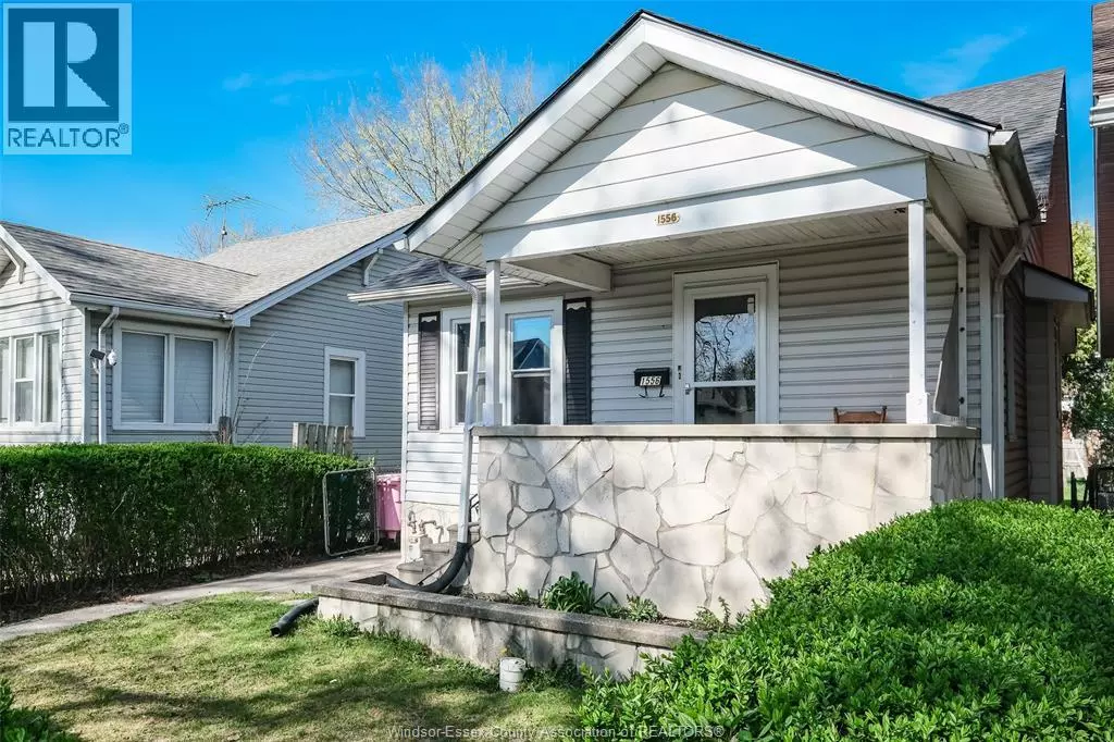 Windsor, ON N8X2R1,1556 GLADSTONE AVENUE