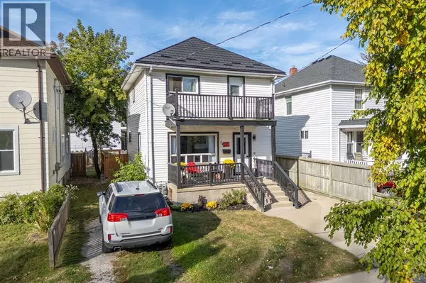 Sarnia, ON N7T1S7,144 RICHARD STREET