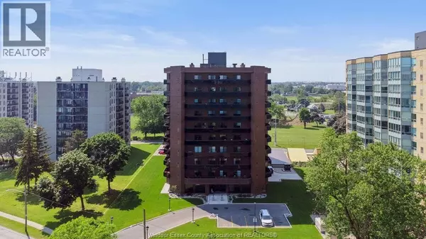3663 RIVERSIDE DR East #306, Windsor, ON N8Y4V3