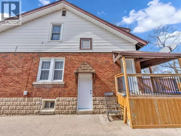 Windsor, ON N8X4A8,1534 Lillian AVENUE