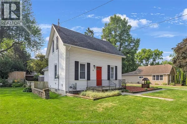 Ridgetown, ON N0P2C0,4 Oak STREET