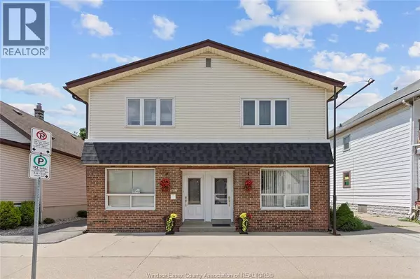 1637 DROUILLARD, Windsor, ON N8Y2S4