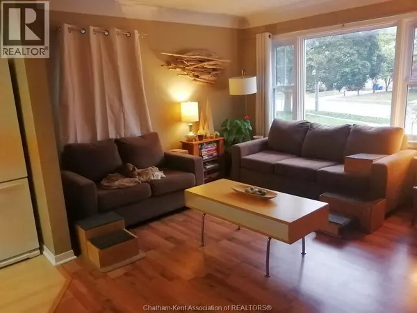 Chatham, ON N7M3Z5,26 Tweedsmuir AVENUE East