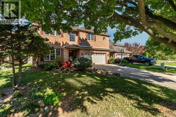 Chatham, ON N7L5E9,13 Hedge Maple Path