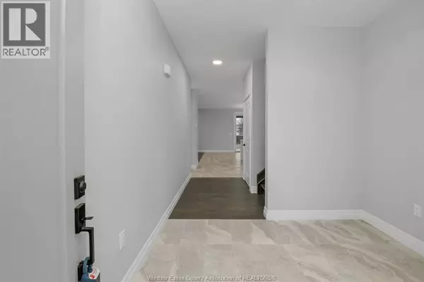 Kingsville, ON N0R1B0,49 BELLEVIEW DRIVE