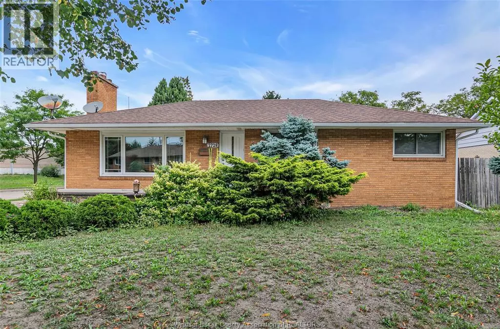 Windsor, ON N9E1Y3,2728 RADISSON AVENUE